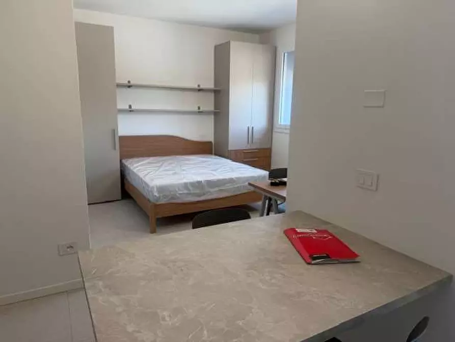 Immagine 11 di Appartamento in affitto  in VIA LANGHIRANO a Parma