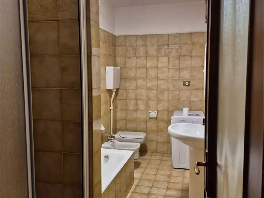 Immagine 12 di Appartamento in vendita  in Via Sofia 5 a Parma