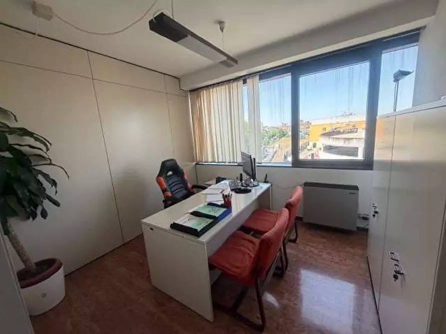 Immagine 14 di Negozio in vendita  in Viale Mentana 45 a Parma
