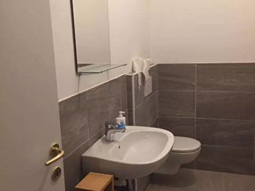 Immagine 4 di Bilocale in affitto  in via duca alessandro a Parma