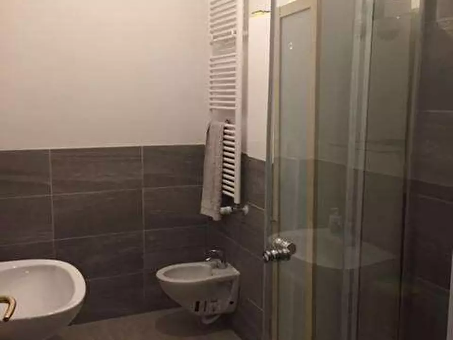 Immagine 5 di Bilocale in affitto  in via duca alessandro a Parma