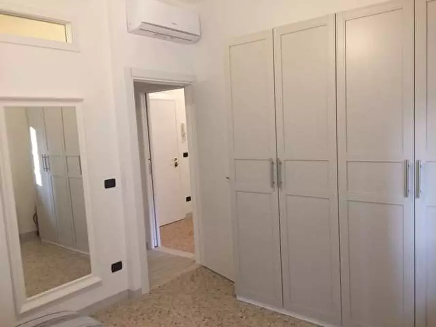 Immagine 8 di Bilocale in affitto  in via duca alessandro a Parma