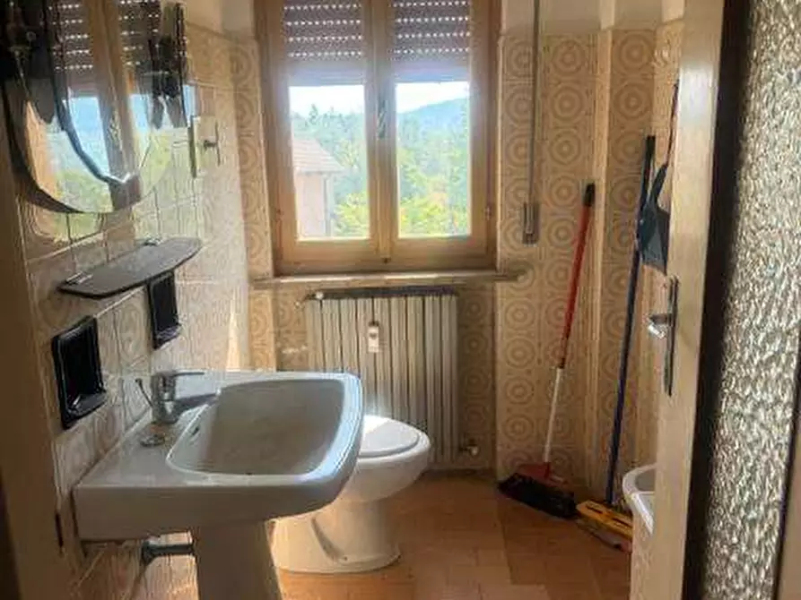 Immagine 18 di Appartamento in vendita  in VIA EUROPA UNITA a Tizzano Val Parma