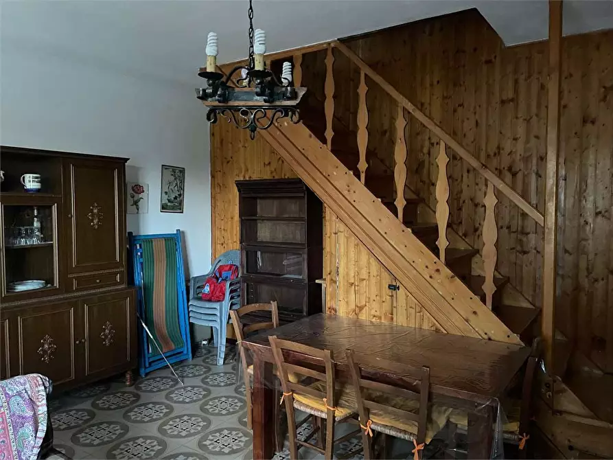 Immagine 9 di Rustico / casale in vendita  in strada casagalvana a Tizzano Val Parma