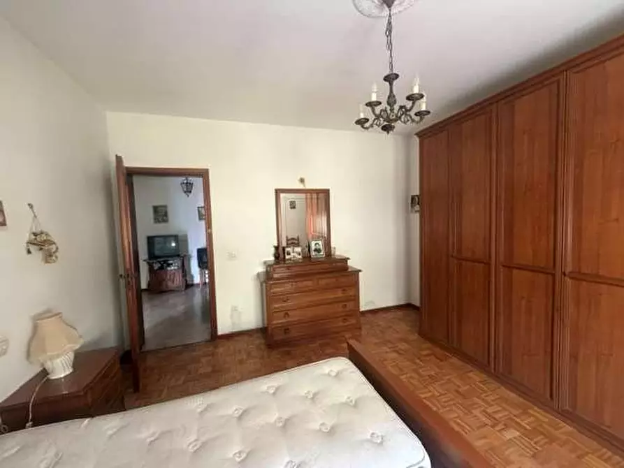 Immagine 18 di Appartamento in vendita  in via della pace a Medesano