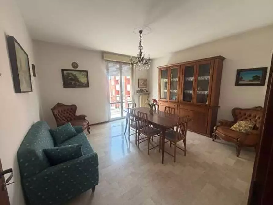 Immagine 9 di Appartamento in vendita  in via della pace a Medesano