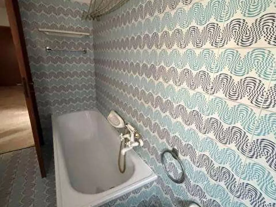 Immagine 20 di Appartamento in vendita  in via della pace a Medesano