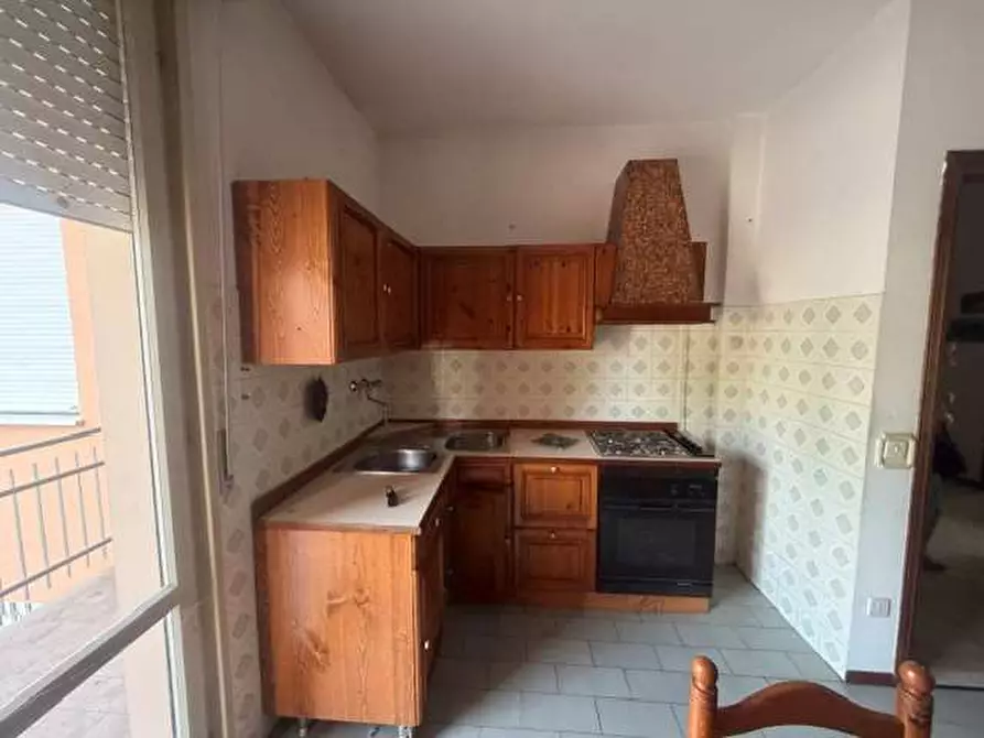 Immagine 12 di Appartamento in vendita  in via della pace a Medesano