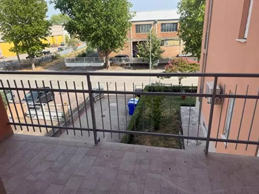 Immagine 14 di Appartamento in vendita  in via della pace a Medesano