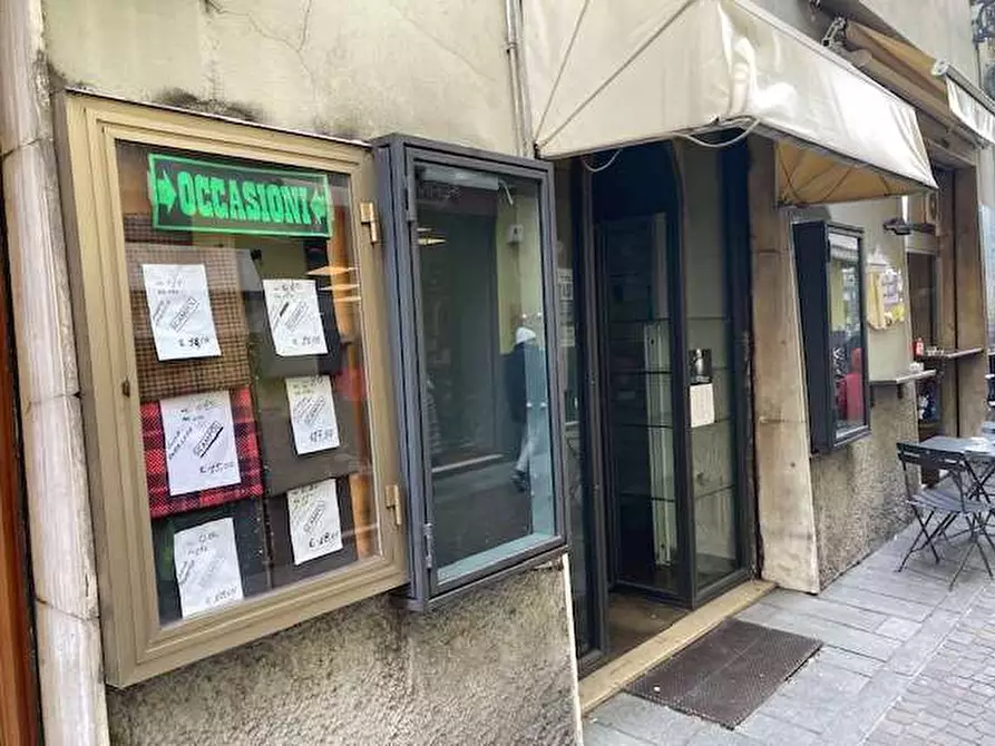 Immagine 2 di Negozio in affitto  in strada eugenio copelli 4 a Parma
