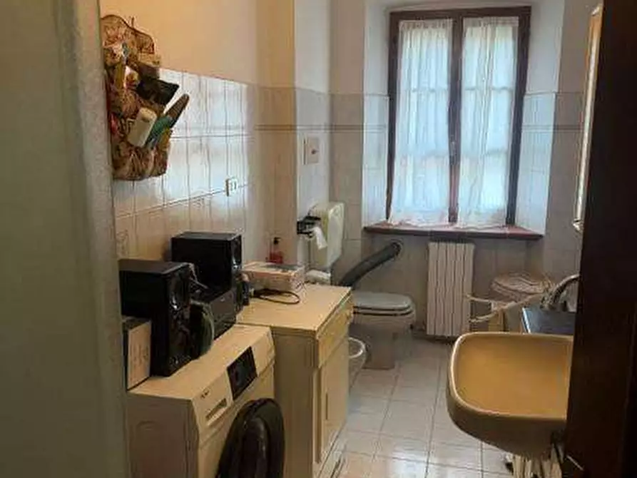 Immagine 20 di Appartamento in vendita  in strada della piazzetta a Tizzano Val Parma