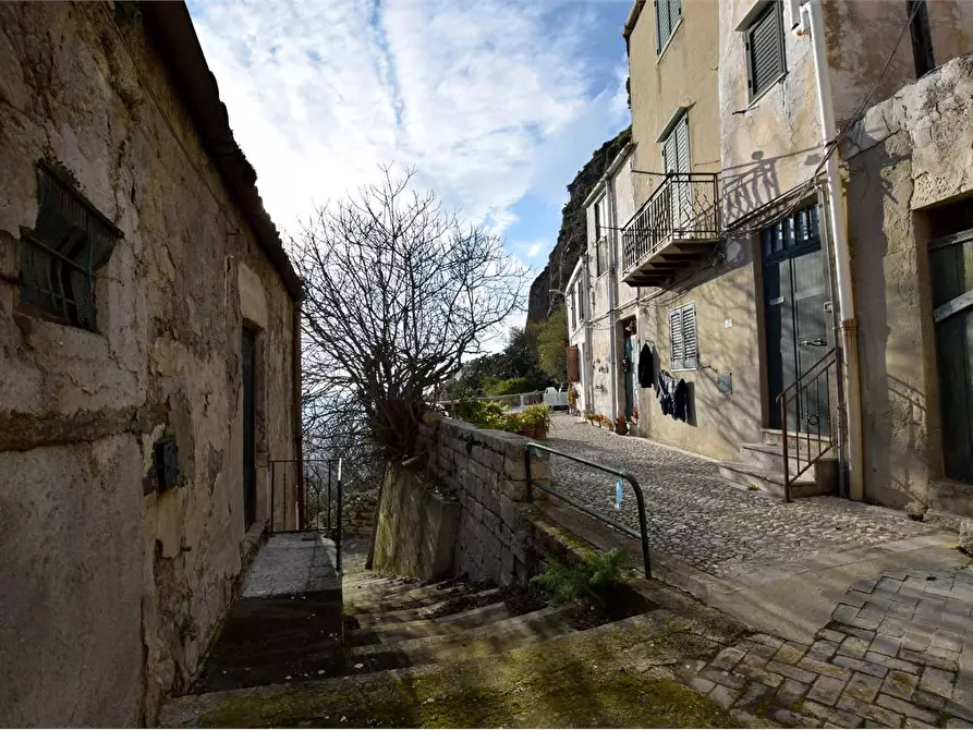 Immagine 10 di Casa indipendente in vendita  in Via Colombaio 1 a Sutera