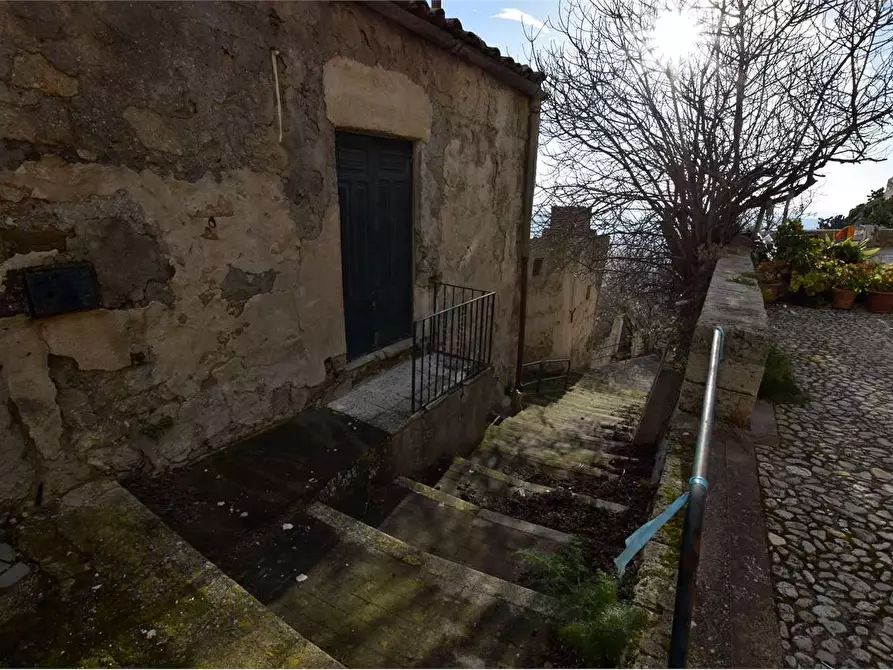 Immagine 11 di Casa indipendente in vendita  in Via Colombaio 1 a Sutera