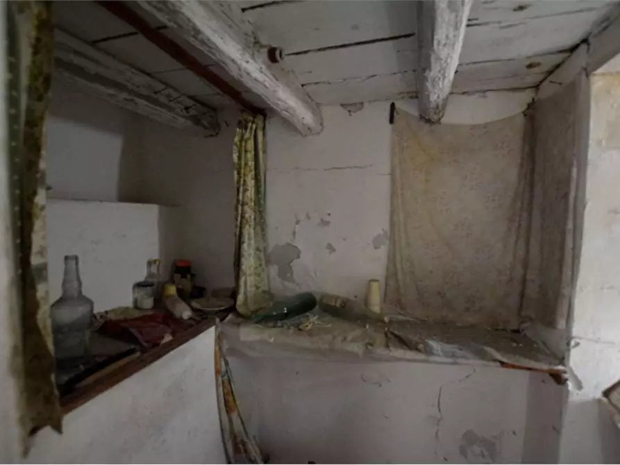 Immagine 7 di Casa indipendente in vendita  a Sutera