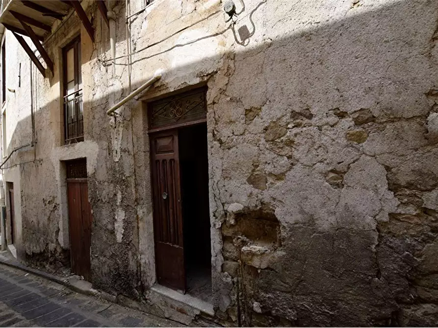 Immagine 20 di Casa indipendente in vendita  a Sutera