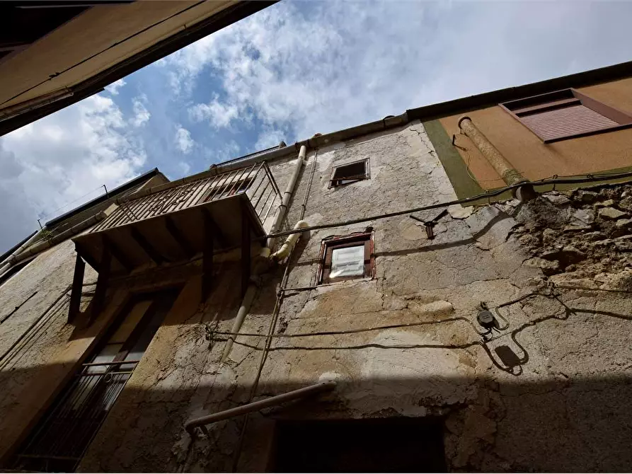 Immagine 3 di Casa indipendente in vendita  a Sutera