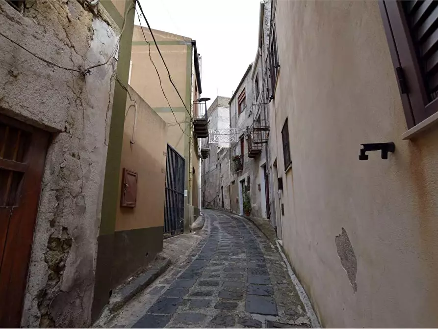 Immagine 23 di Casa indipendente in vendita  a Sutera