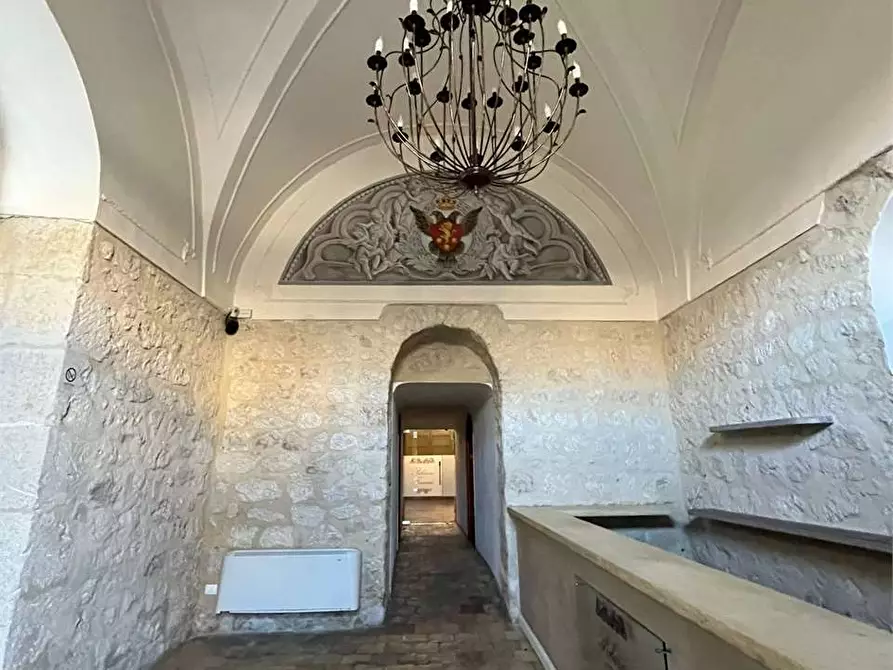 Immagine 2 di Magazzino in affitto  a Favara