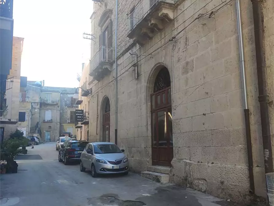 Immagine 8 di Magazzino in affitto  a Favara