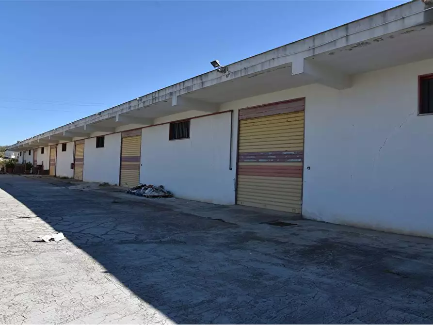 Immagine 2 di Magazzino in affitto  in contrada Ramalia a Favara