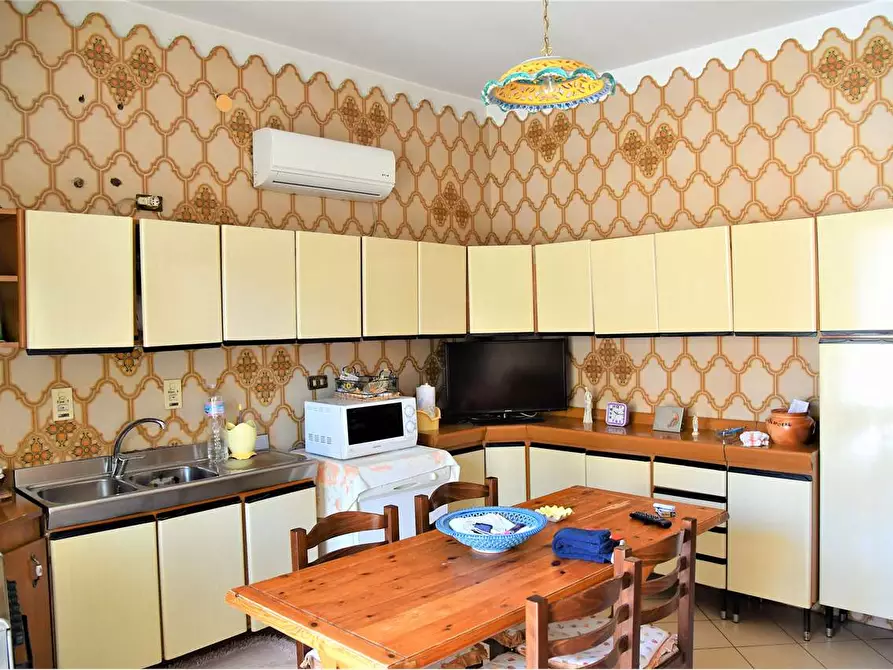 Immagine 21 di Quadrilocale in vendita  in PIAZZA GIGLIA a Favara