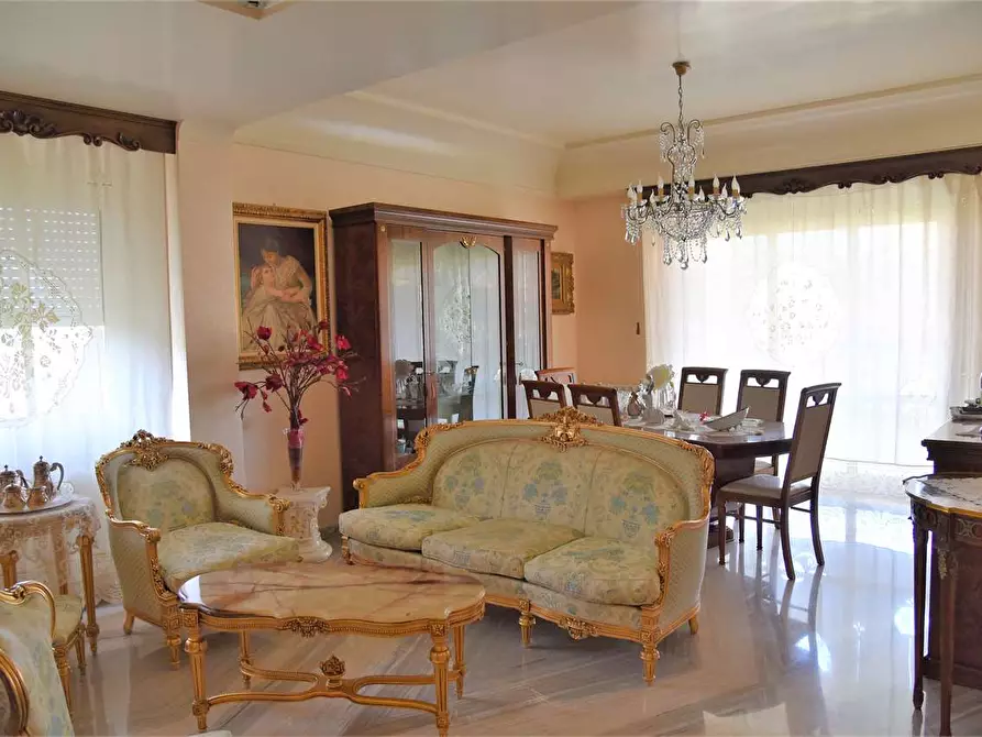 Immagine 2 di Quadrilocale in vendita  in viale Berlinguer a Favara