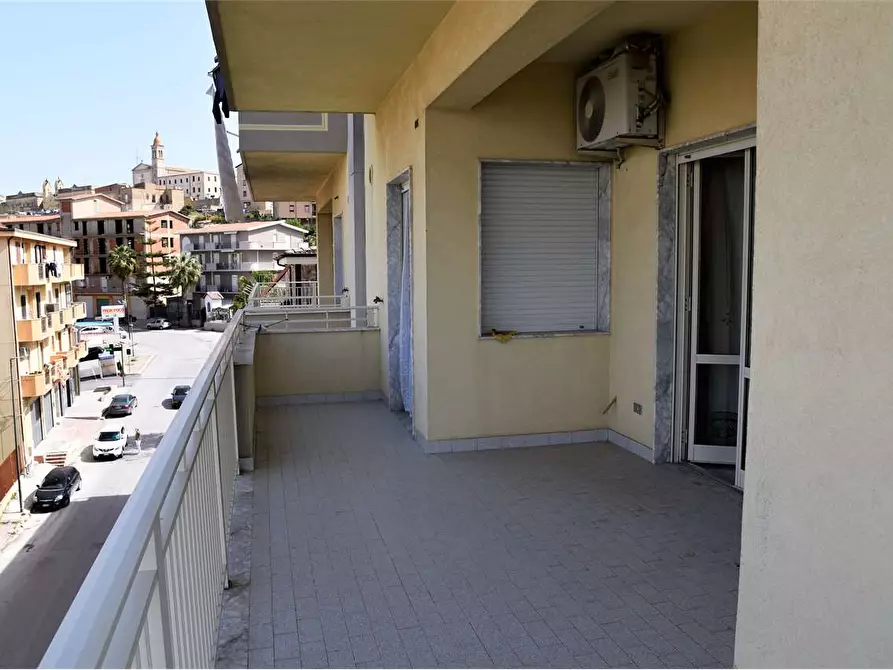 Immagine 9 di Quadrilocale in vendita  in viale Berlinguer a Favara