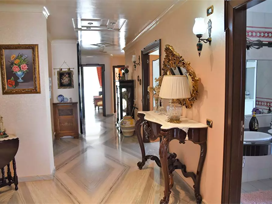 Immagine 14 di Quadrilocale in vendita  in viale Berlinguer a Favara