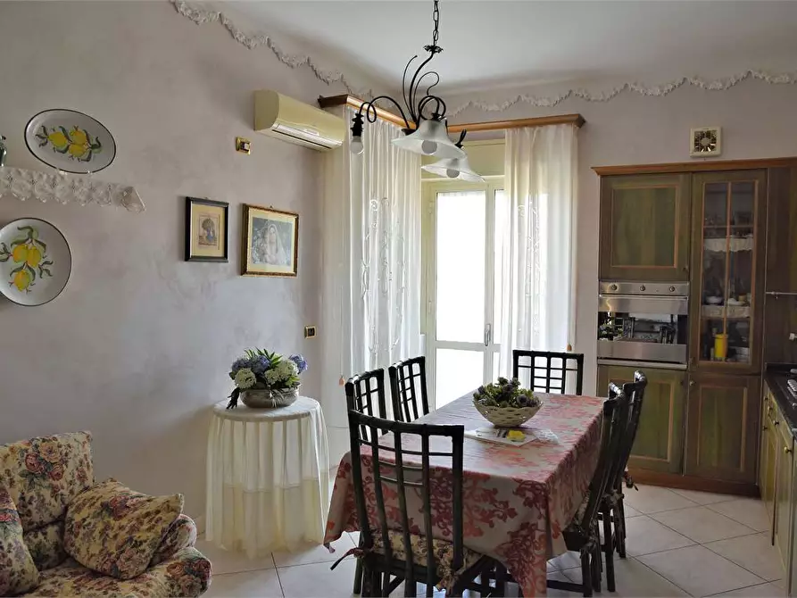 Immagine 17 di Quadrilocale in vendita  in viale Berlinguer a Favara