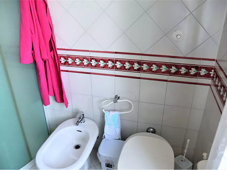 Immagine 22 di Quadrilocale in vendita  in viale Berlinguer a Favara