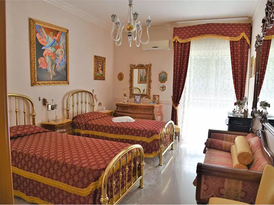 Immagine 34 di Quadrilocale in vendita  in viale Berlinguer a Favara