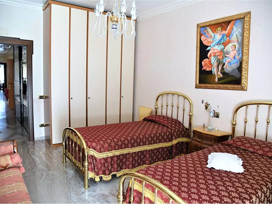 Immagine 35 di Quadrilocale in vendita  in viale Berlinguer a Favara