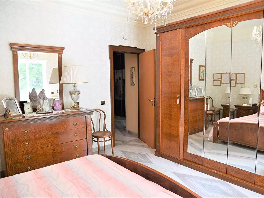 Immagine 39 di Quadrilocale in vendita  in viale Berlinguer a Favara