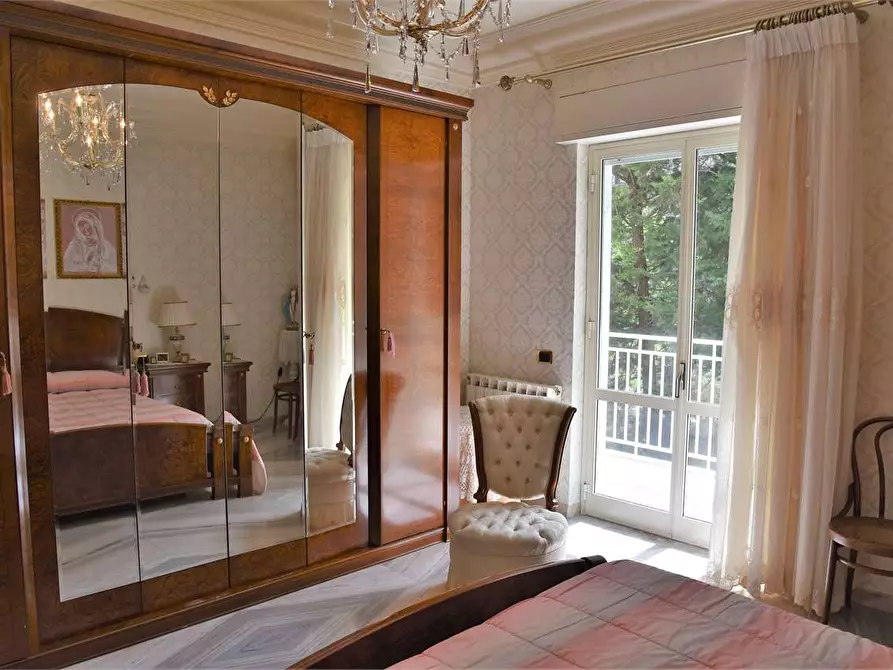 Immagine 40 di Quadrilocale in vendita  in viale Berlinguer a Favara