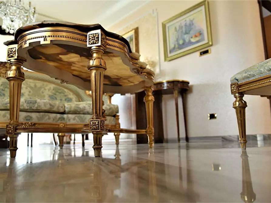 Immagine 44 di Quadrilocale in vendita  in viale Berlinguer a Favara