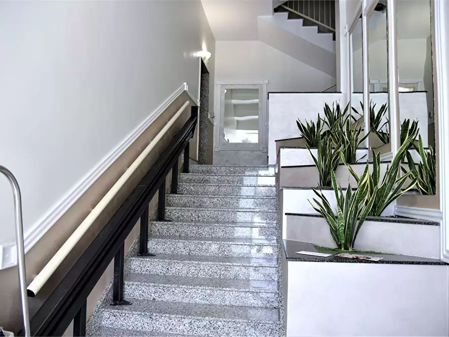 Immagine 50 di Quadrilocale in vendita  in viale Berlinguer a Favara