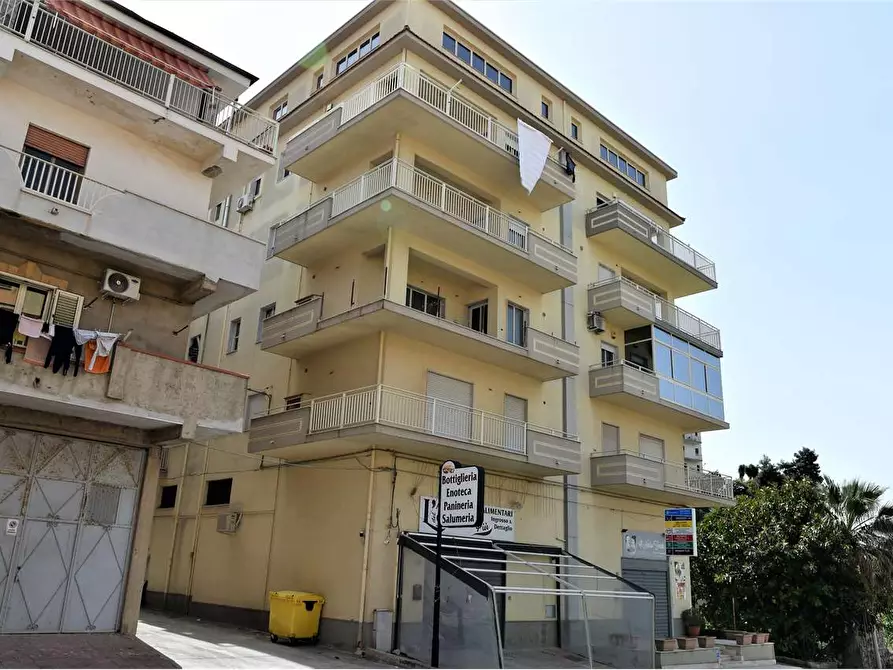Immagine 59 di Quadrilocale in vendita  in viale Berlinguer a Favara