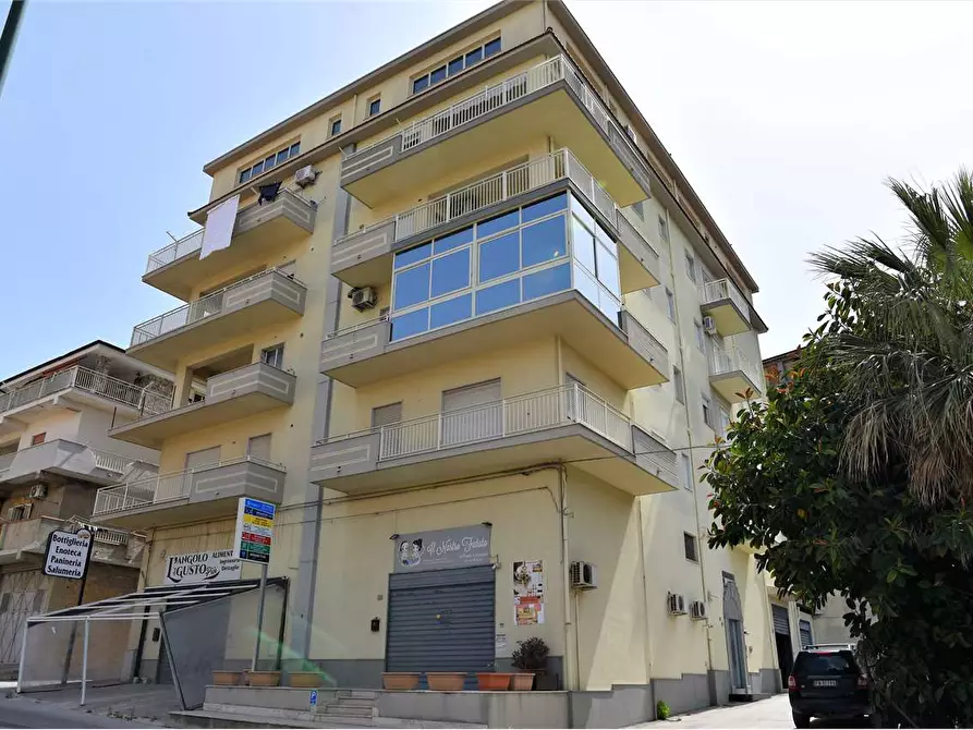 Immagine 38 di Quadrilocale in vendita  in Viale Berlinguer a Favara