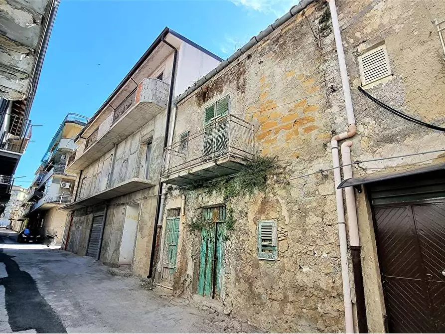 Immagine 2 di Porzione di casa in vendita  in Via Ludovico Ariosto 5 a Favara