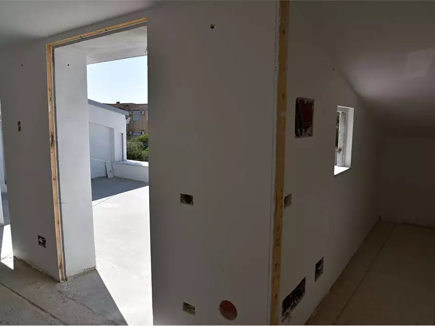 Immagine 12 di Villa in vendita  a Agrigento