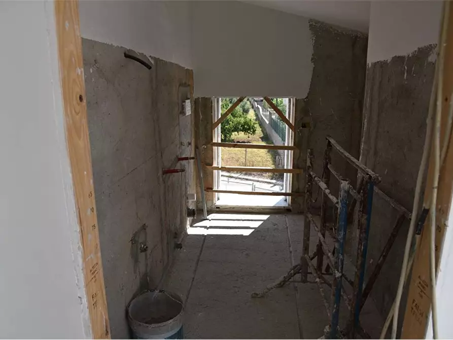 Immagine 14 di Villa in vendita  a Agrigento