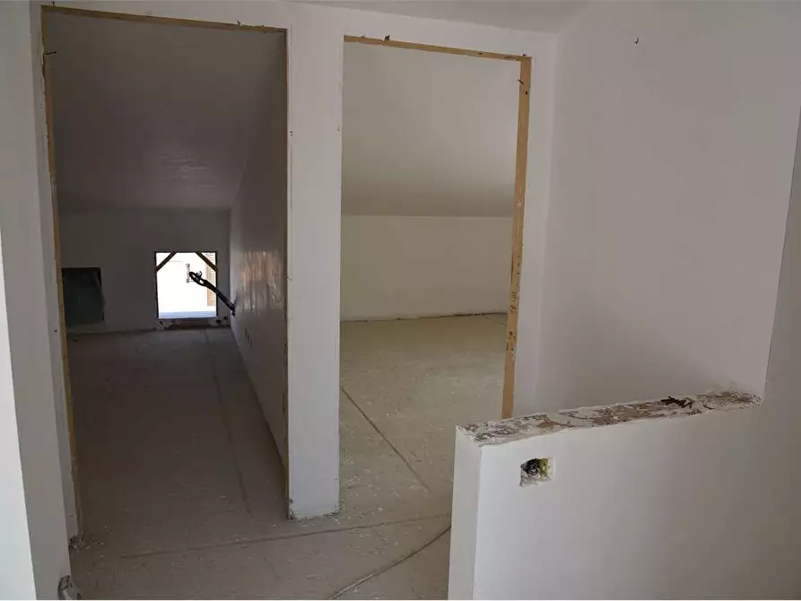 Immagine 15 di Villa in vendita  a Agrigento