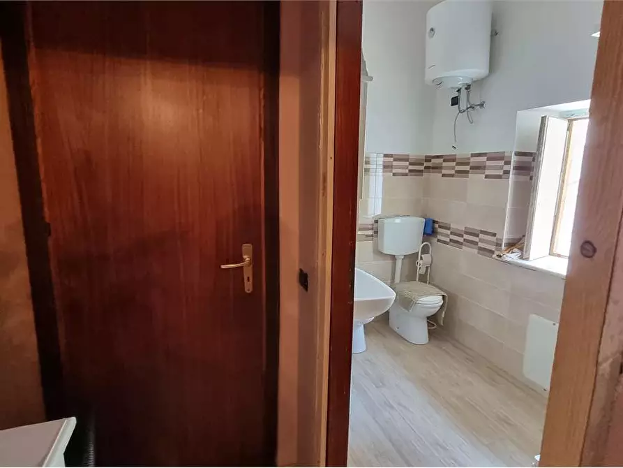 Immagine 21 di Porzione di casa in vendita  in VIA UMBERTO a Favara