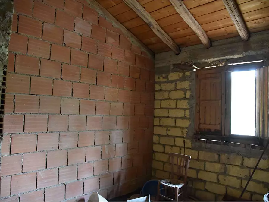 Immagine 16 di Rustico / casale in vendita  in via boccadutri a Favara