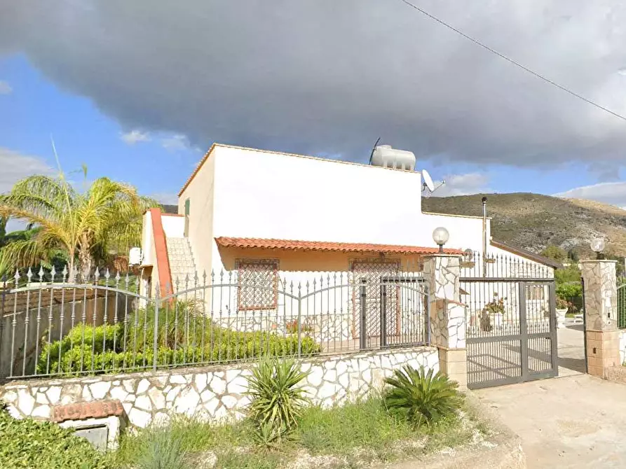 Immagine 1 di Villa in vendita  in Bovo Marina a Montallegro