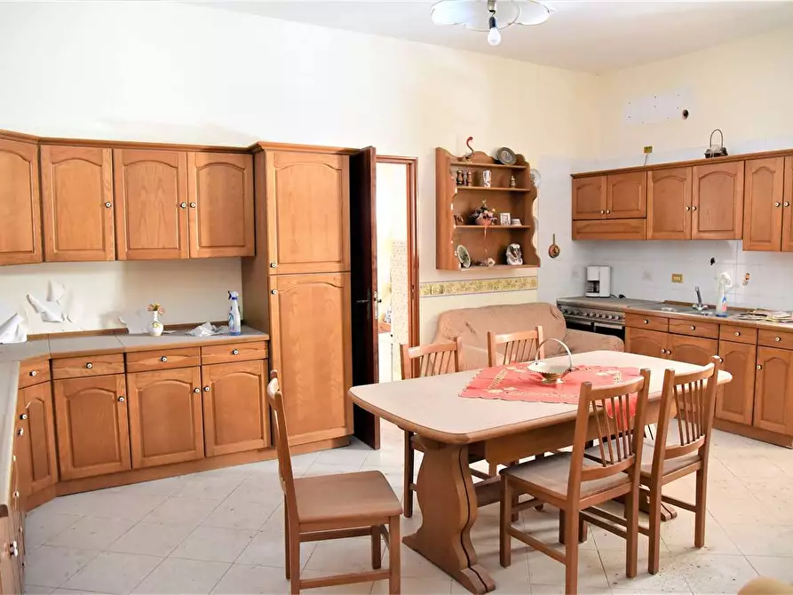 Immagine 4 di Casa indipendente in vendita  in via roma a Favara
