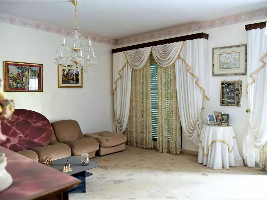 Immagine 6 di Casa indipendente in vendita  in via roma a Favara