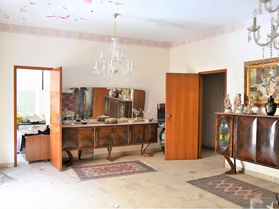Immagine 16 di Casa indipendente in vendita  in via roma a Favara