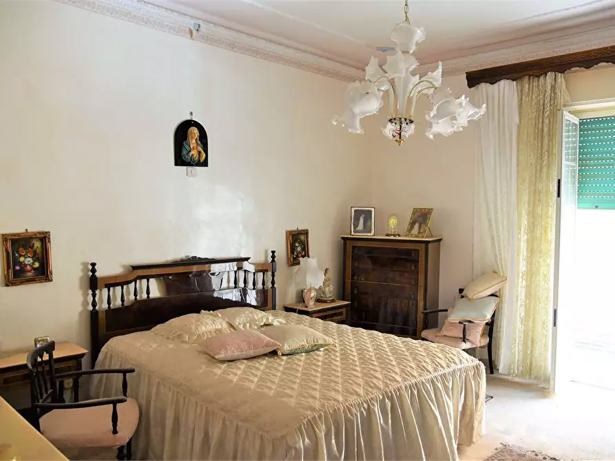 Immagine 1 di Casa indipendente in vendita  in via roma a Favara