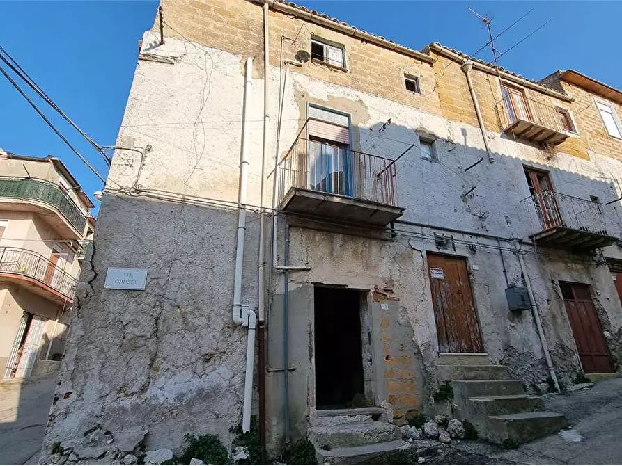 Immagine 7 di Casa indipendente in vendita  in Via Comaschi 45 a Grotte